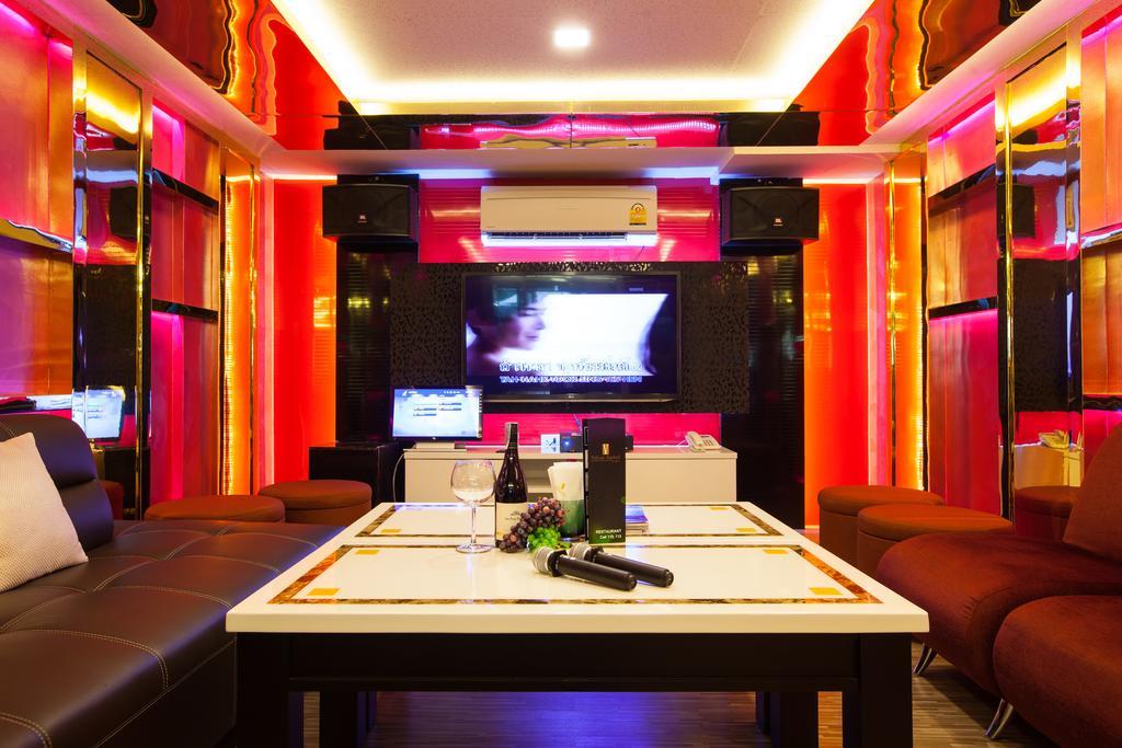 Vabua Asotel Bangkok Exterior photo